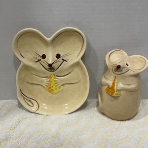 Vintage 1970s Cheese Plate and Shaker